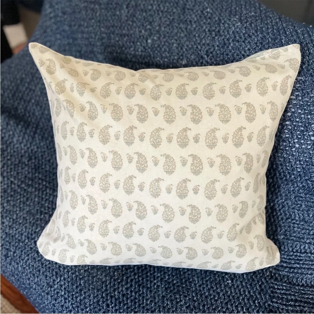 1 Pottery Barn ELORA FLORAL PRINT PILLOW COVER 24" Linen Neutral Orange Green PB - Picture 6 of 8